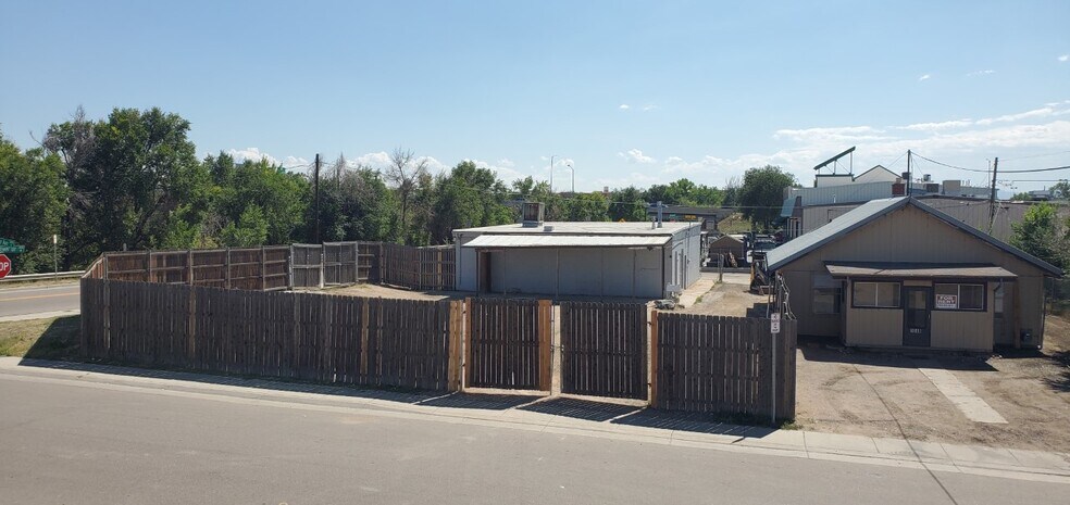 1640 W Girard Ave, Englewood, CO à vendre - Photo principale – Image 1 sur 13