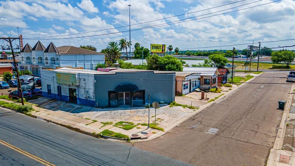 1801 San Bernardo Ave, Laredo, TX à vendre - Aérien – Image 2 sur 41