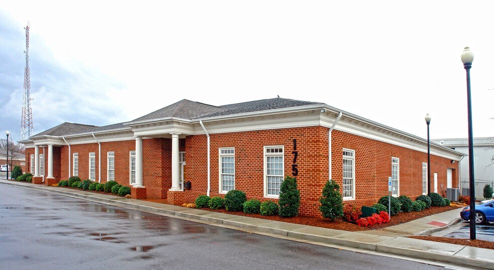 1701 Church St, Norfolk, VA à vendre - Photo de l’immeuble – Image 2 sur 17