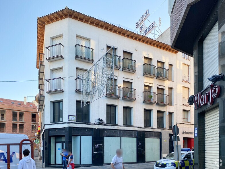 Plaza Solanilla, 14, Arganda del Rey, Madrid à vendre - Photo de l’immeuble – Image 2 sur 2