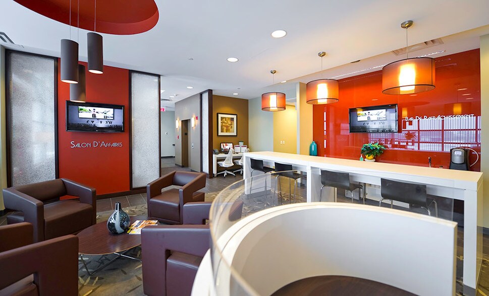 2590 Boul Daniel Johnson, Laval, QC à louer - Photo intérieure – Image 2 sur 10
