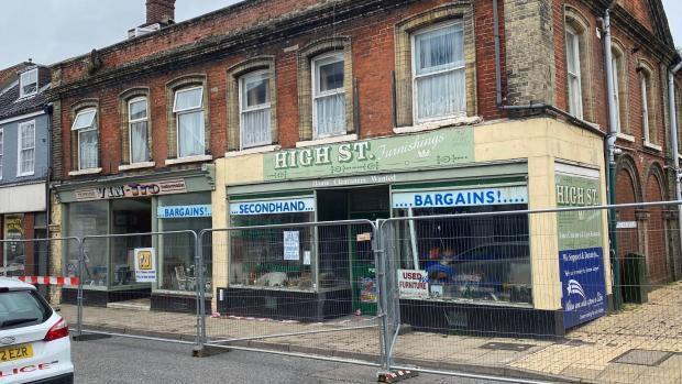 144-145 High St, Lowestoft à vendre - Photo de l’immeuble – Image 2 sur 12