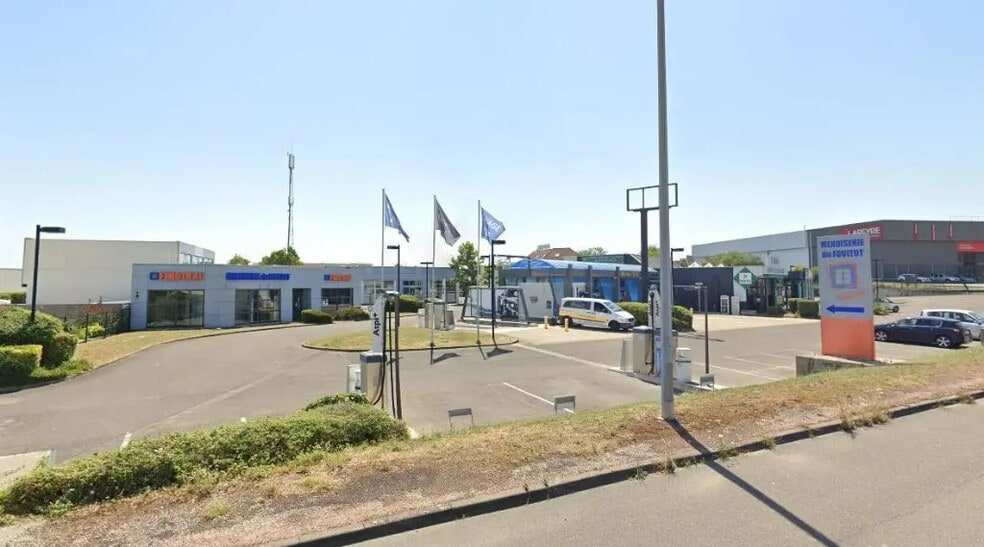 Local commercial dans Marsannay-la-Côte à louer - Photo de l’immeuble – Image 1 sur 3