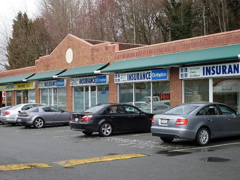 1192 Marine Dr, North Vancouver District, BC à louer - Photo de l’immeuble – Image 2 sur 18