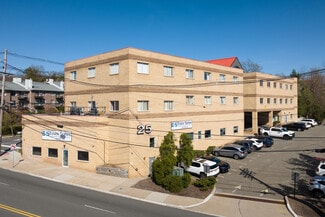 Plus de détails pour 25 Pompton Ave, Verona, NJ - Bureau/Local commercial à louer