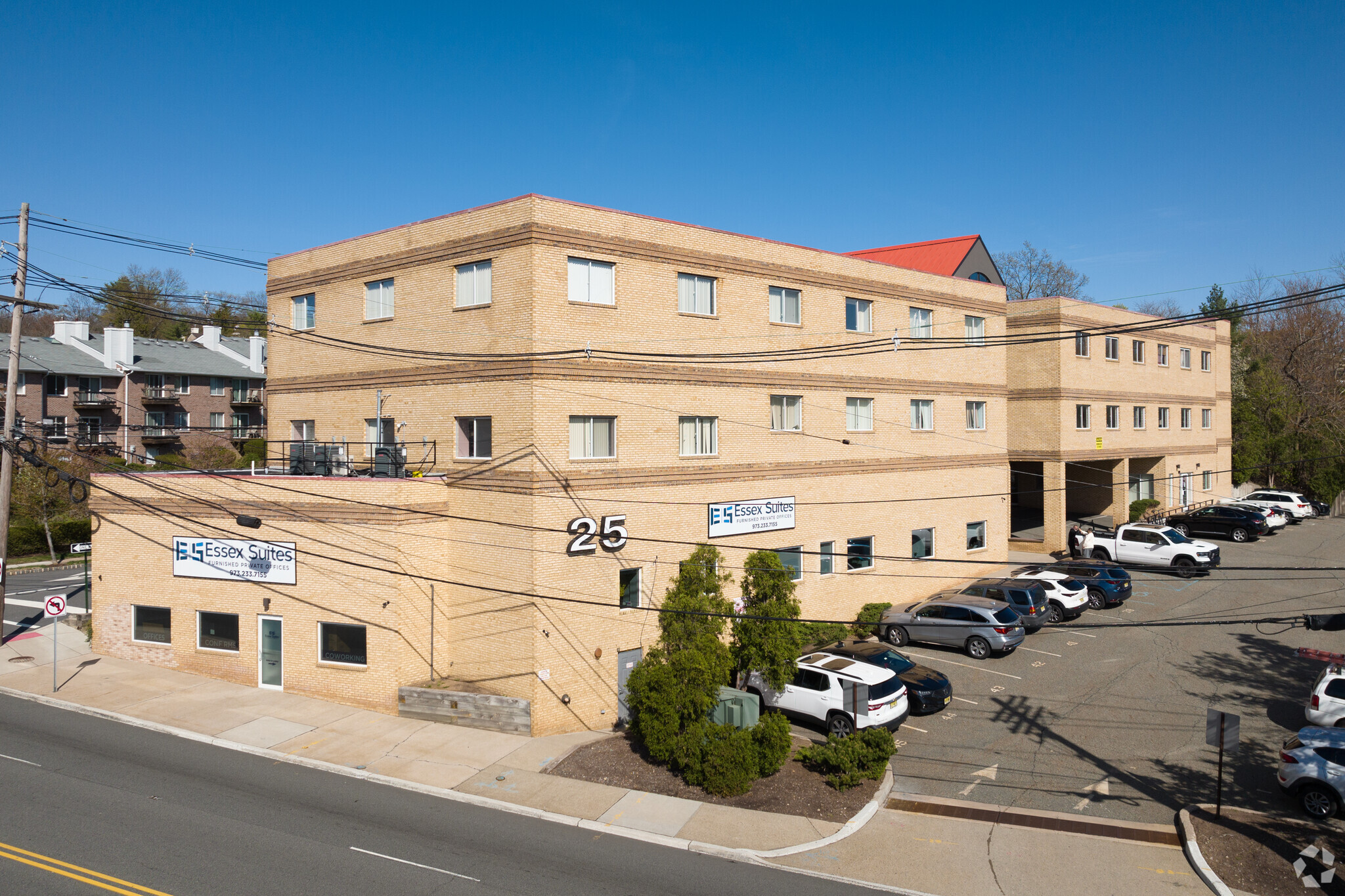 25 Pompton Ave, Verona, NJ à louer Photo de l’immeuble– Image 1 sur 7