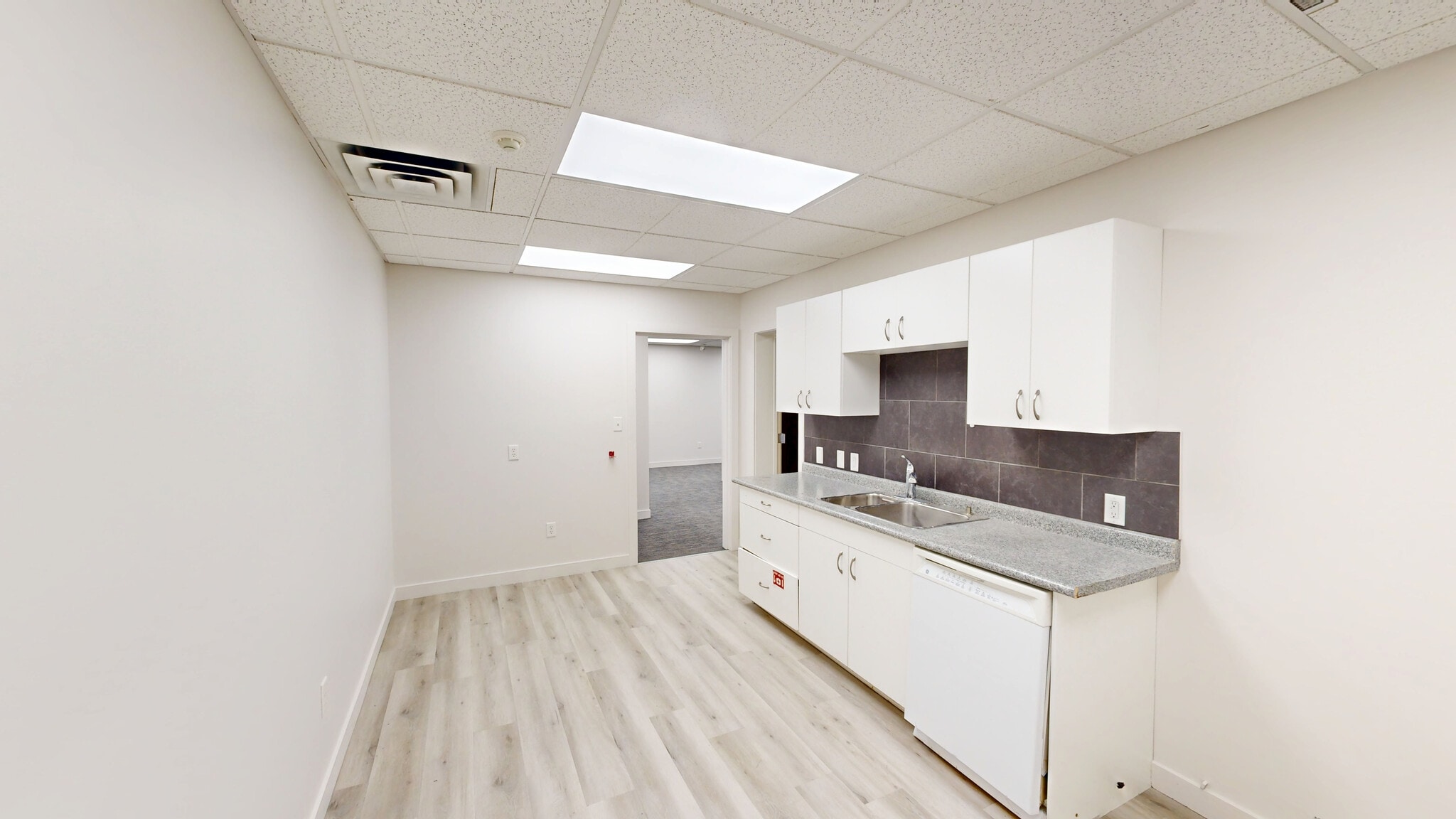 1575 7th St SW, Calgary, AB à louer Photo intérieure– Image 1 sur 15