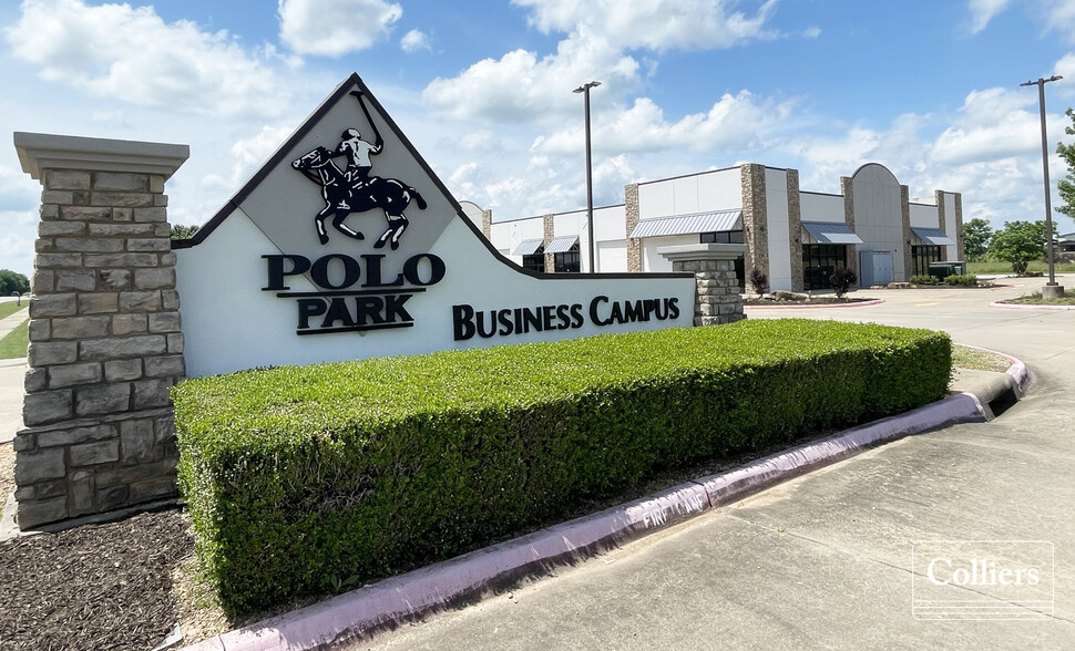 8200 SW Regional Airport Blvd, Bentonville, AR à louer - Photo de l’immeuble – Image 3 sur 8