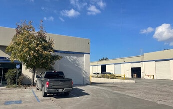 6930 Camino Maquiladora, San Diego, CA à louer Photo de l’immeuble– Image 1 sur 2