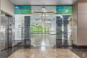 1000 Van Ness Ave, San Francisco, CA à louer Photo intérieure– Image 1 sur 24