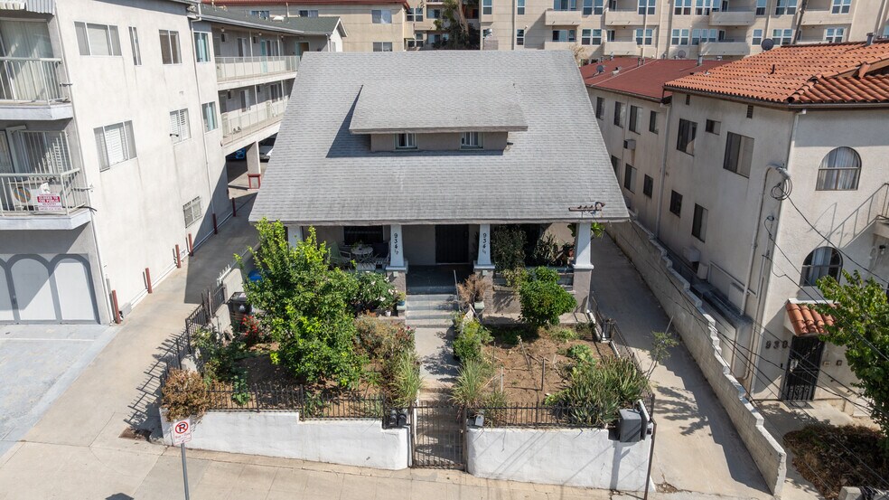 934 Centennial St, Los Angeles, CA à vendre - Photo de l’immeuble – Image 2 sur 9