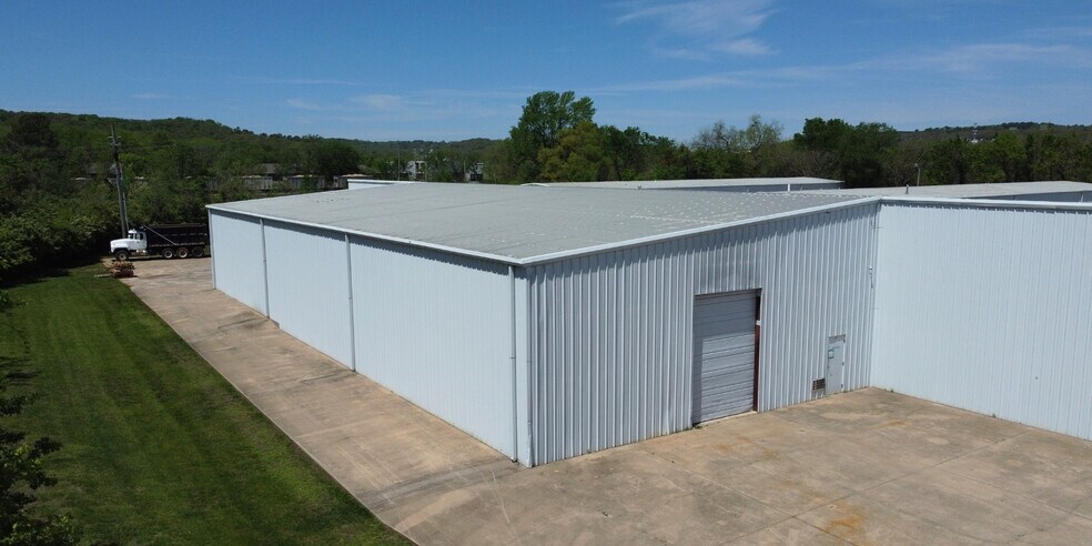 1275 W Sunchase Ct, Fayetteville, AR à louer - Photo de l’immeuble – Image 2 sur 10
