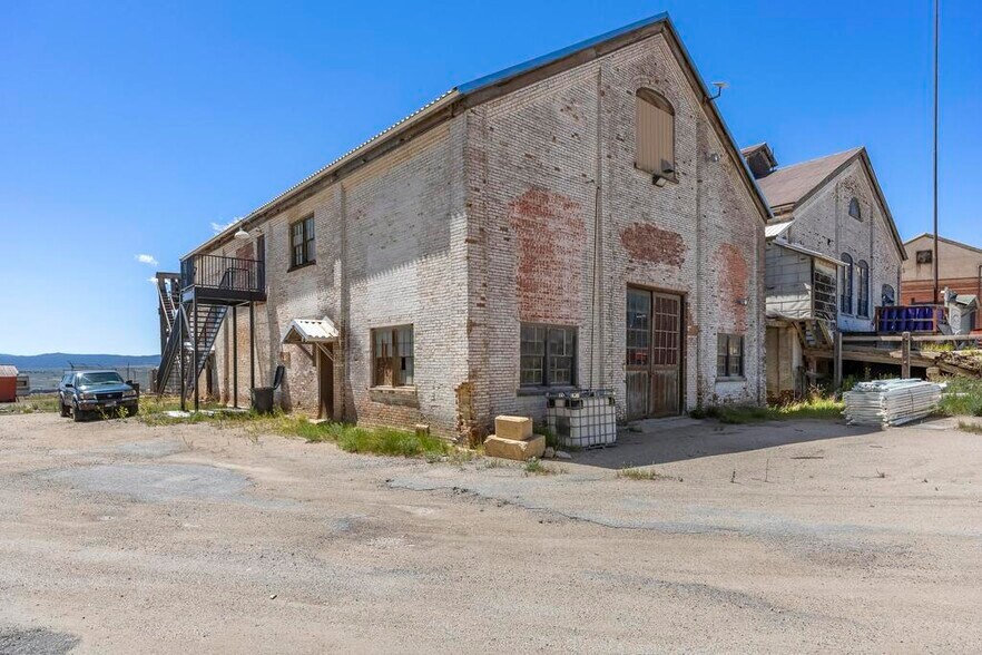 244 Anaconda Rd, Butte, MT 59701-8602 portefeuille de 3 biens à vendre sur LoopNet.fr - Photo principale – Image 2 sur 80
