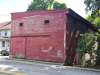 Plus de détails pour 56 Myrtle st, Claremont, NH - Industriel/Logistique à vendre