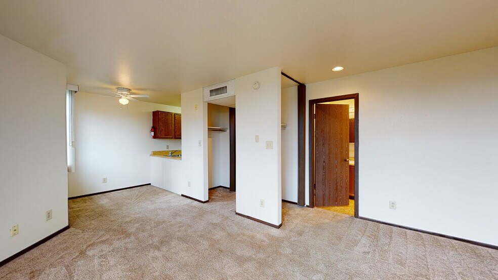 5215 Mockingbird Dr, Anchorage, AK à vendre - Numérisation 3D Matterport – Image 2 sur 25