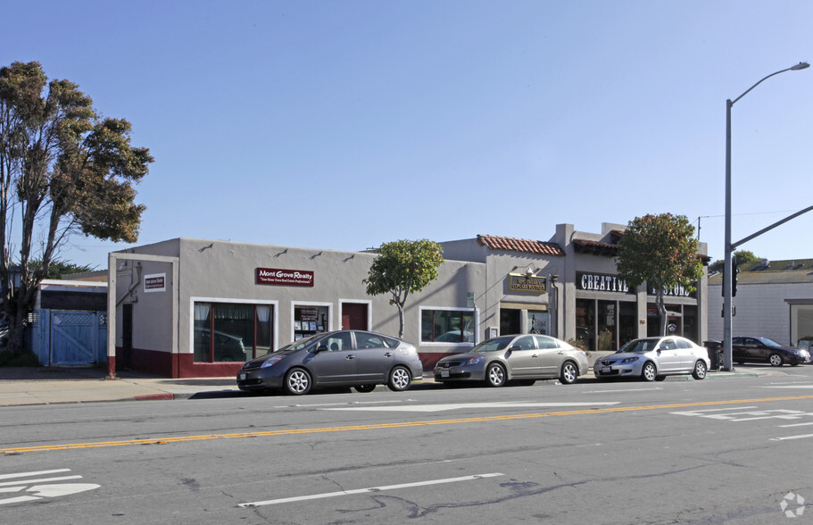 800 Lighthouse Ave, Monterey, CA à louer - Photo de l’immeuble – Image 2 sur 3