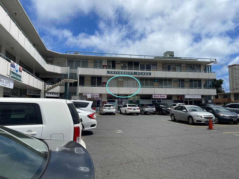 931 University Ave, Honolulu, HI à vendre - Photo de l’immeuble – Image 1 sur 22