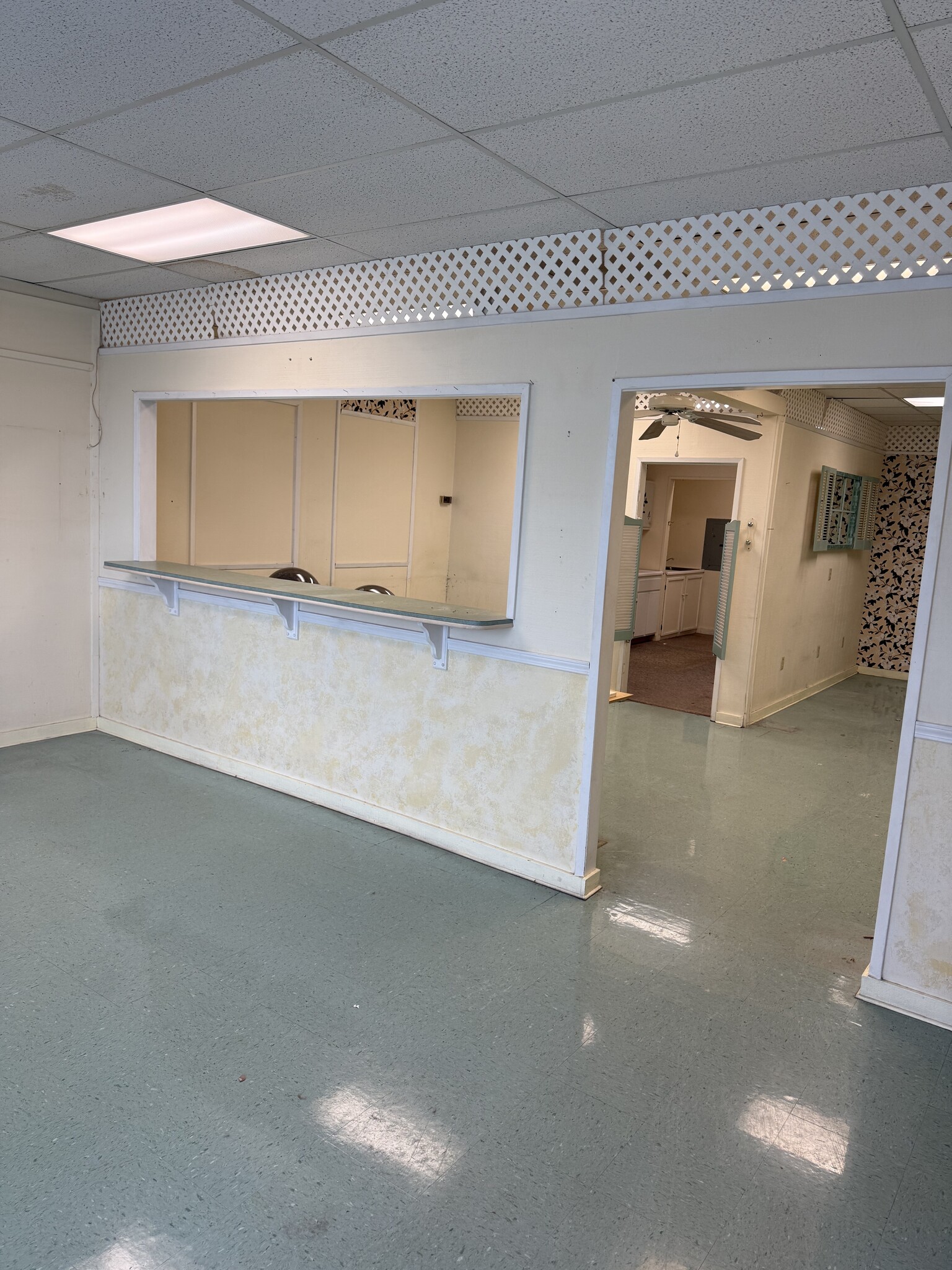 4050 Durock Rd, Shingle Springs, CA à louer Photo intérieure– Image 1 sur 4