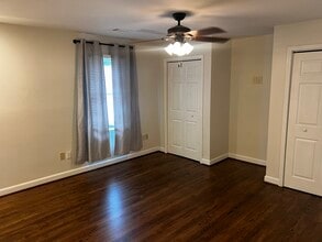 280 E Crossville Rd, Roswell, GA à louer Photo intérieure– Image 1 sur 11