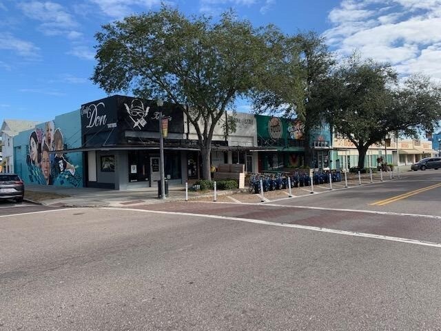 2053-2057 Central Ave, Saint Petersburg, FL à louer - Photo de l’immeuble – Image 2 sur 5