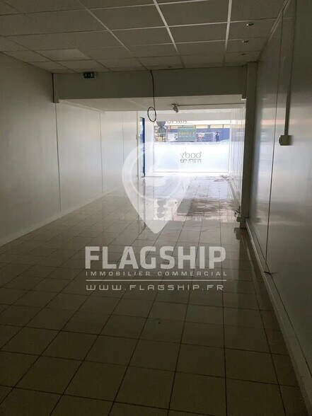 Local commercial dans Sèvres à louer - Photo intérieure – Image 2 sur 8