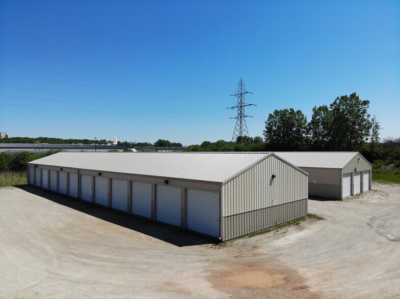 2285 Northern Rd, Neenah, WI à vendre - Photo de l’immeuble – Image 1 sur 22