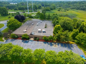 1050 W Silverbell Rd, Lake Orion, MI - VUE AÉRIENNE vue de carte - Image1