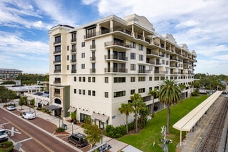 Plus de détails pour 111 E Monument Ave, Kissimmee, FL - Bureau à louer