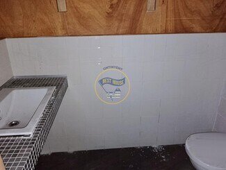 Plus de détails pour Local commercial à louer