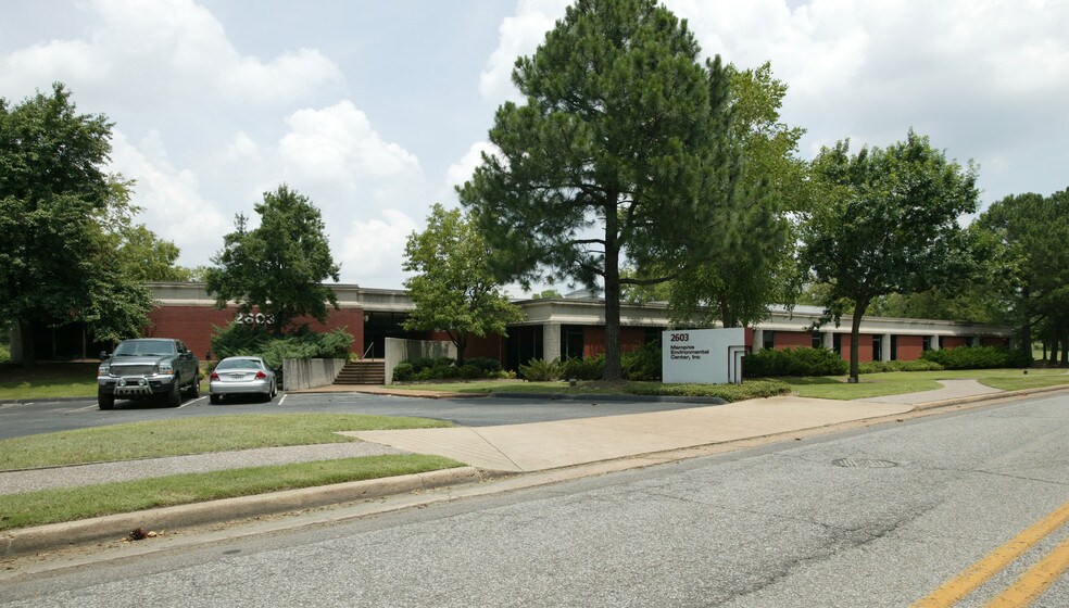2603 Corporate Ave, Memphis, TN à louer - Photo de l’immeuble – Image 2 sur 17