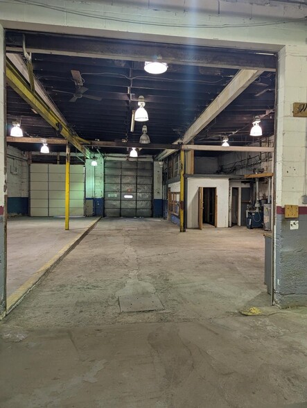 17 Erie St, Albany, NY à louer - Photo intérieure – Image 3 sur 3
