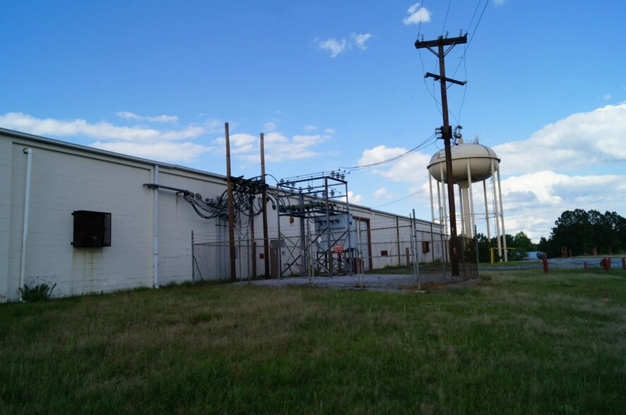 584 Highway 28 S, Abbeville, SC à vendre - Photo de l’immeuble – Image 2 sur 41