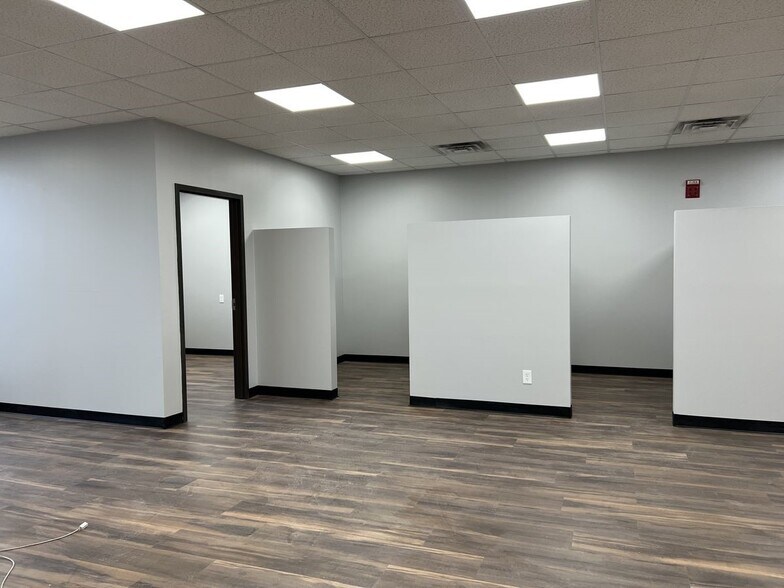 2540 Ridgemar Ct, Louisville, KY à louer - Photo intérieure – Image 2 sur 5