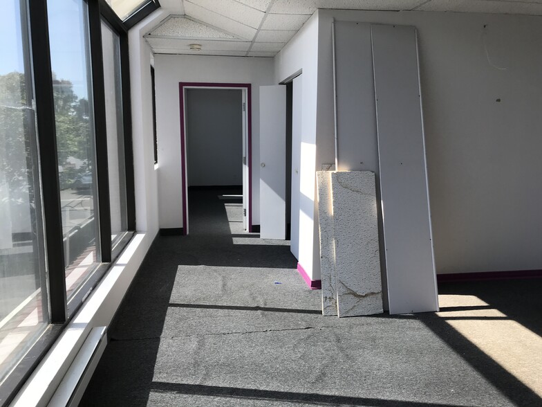 177 Boul Saint-Jean-Baptiste, Châteauguay, QC à louer - Photo intérieure – Image 3 sur 8