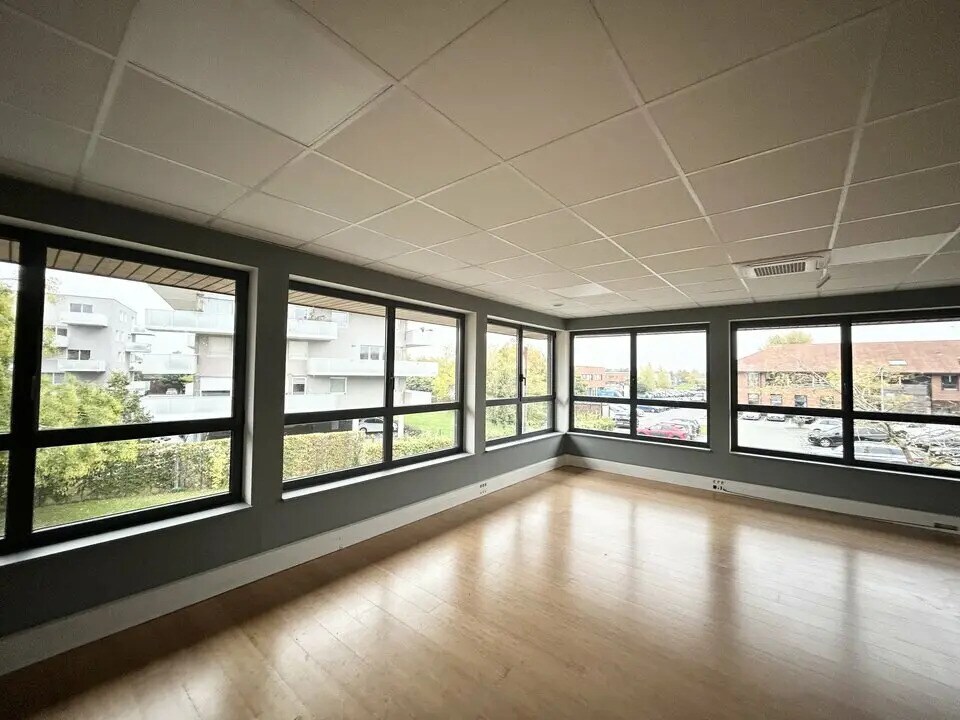 Bureau dans Wambrechies à louer Photo de l’immeuble– Image 1 sur 11