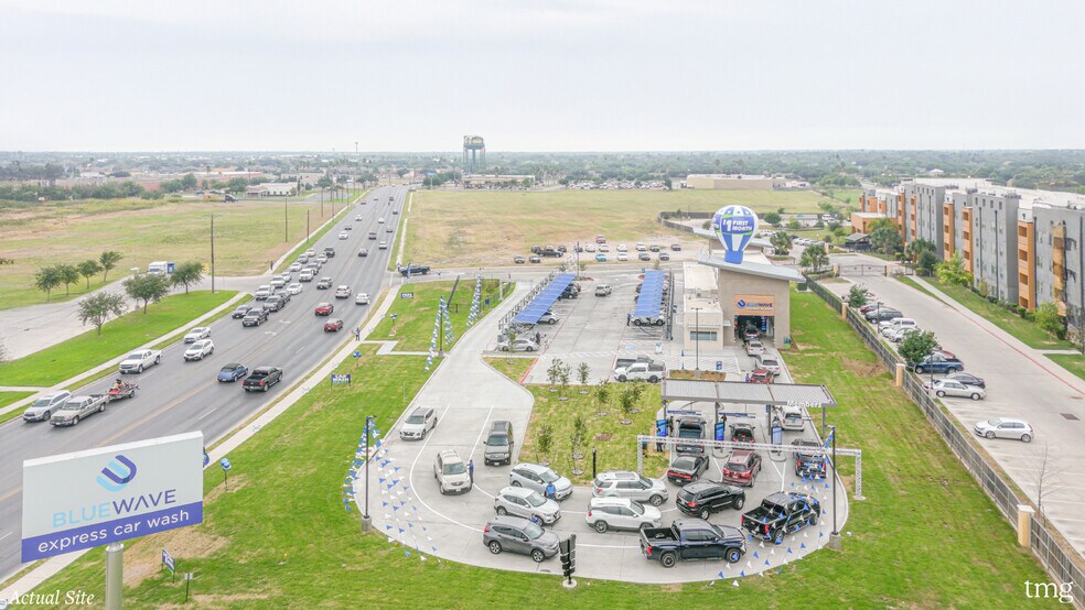 1800 W Dove Ave, McAllen, TX à vendre - Photo de l’immeuble – Image 2 sur 7