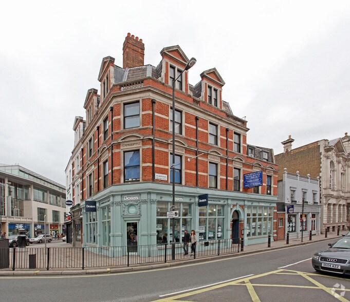 567-569 Fulham Rd, Londres à louer - Photo de l’immeuble – Image 3 sur 3