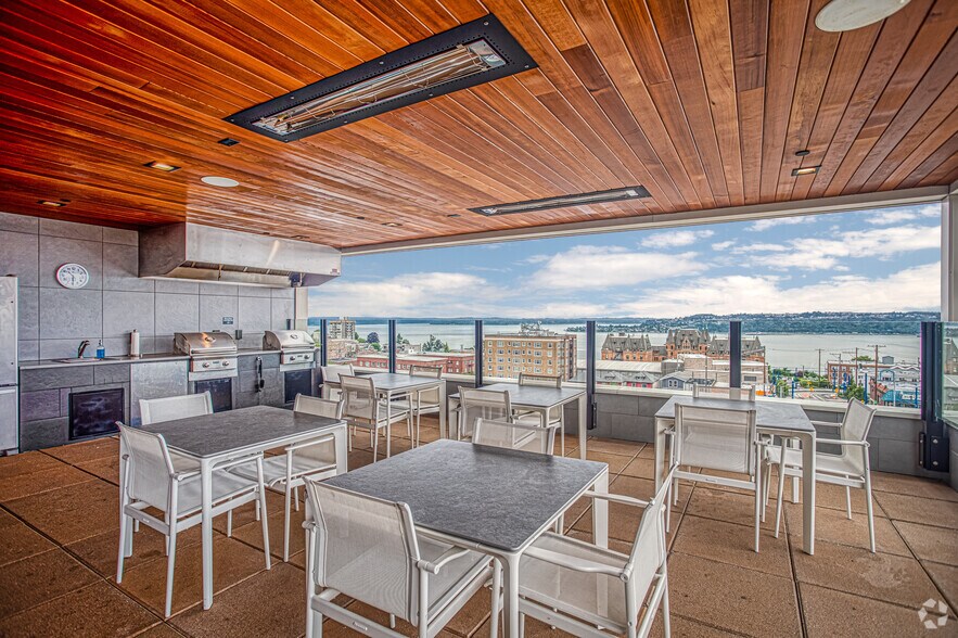 102 N G St, Tacoma, WA à louer - Photo intérieure – Image 3 sur 36