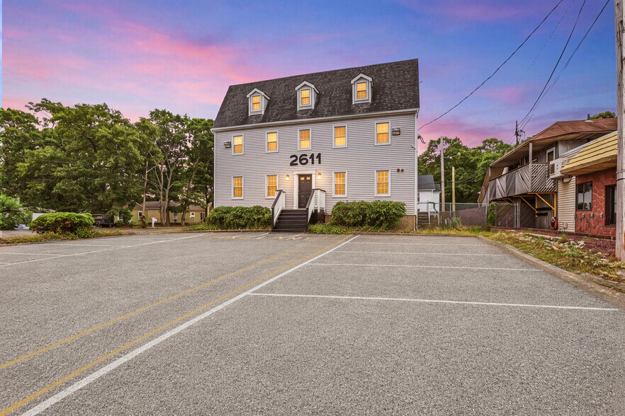 2611 Route 37 E, Toms River, NJ à vendre - Photo de l’immeuble – Image 2 sur 29