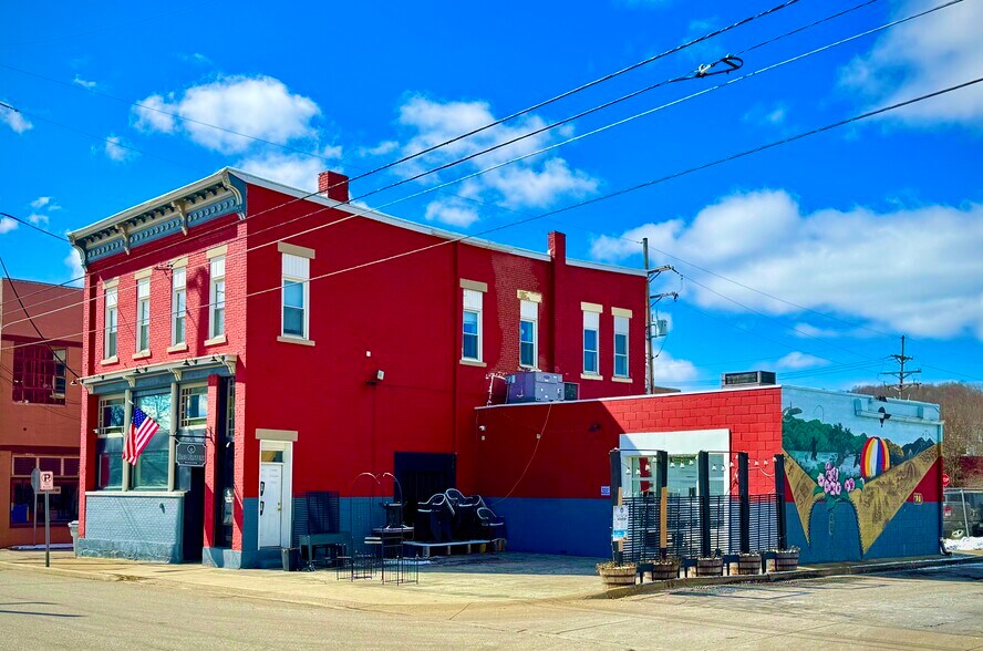 994 Market St, Meadville, PA à vendre - Photo de l’immeuble – Image 3 sur 40