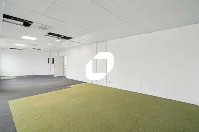 Plus de détails pour Bureau à vendre