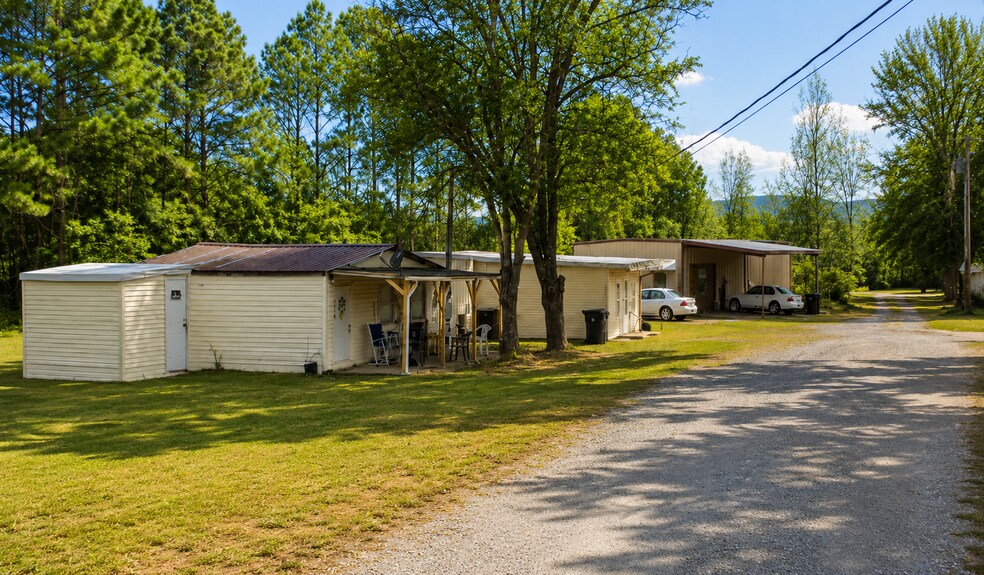101 Ike Rd, Owens Cross Roads, AL à vendre - Photo de l’immeuble – Image 2 sur 13