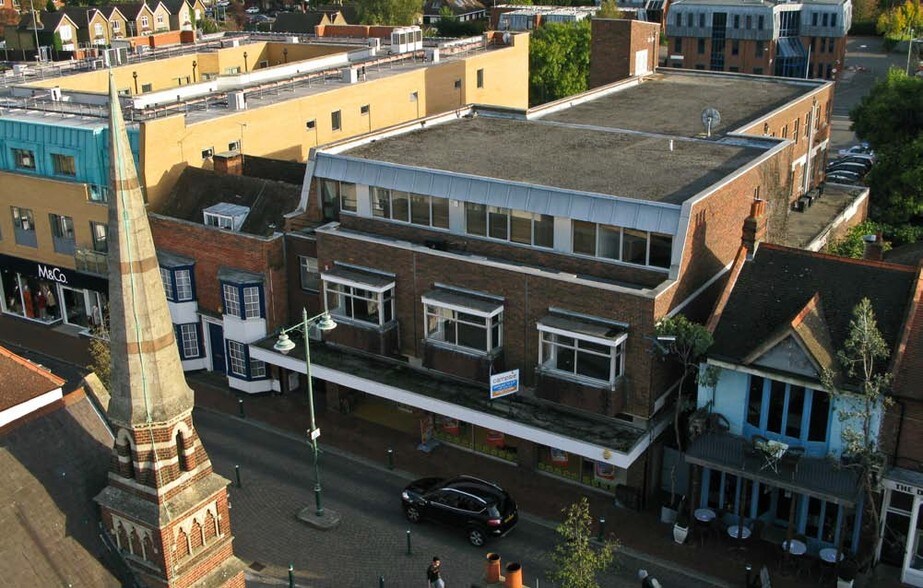 160-162 High St, Egham à vendre - Photo de l’immeuble – Image 2 sur 2