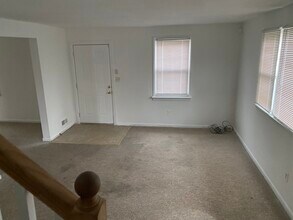3464-3504 Wilkens Ave, Baltimore, MD à louer Photo intérieure– Image 2 sur 5