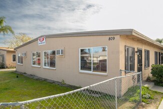 Plus de détails pour 809 S Maple Ave, Fresno, CA - Logement à vendre