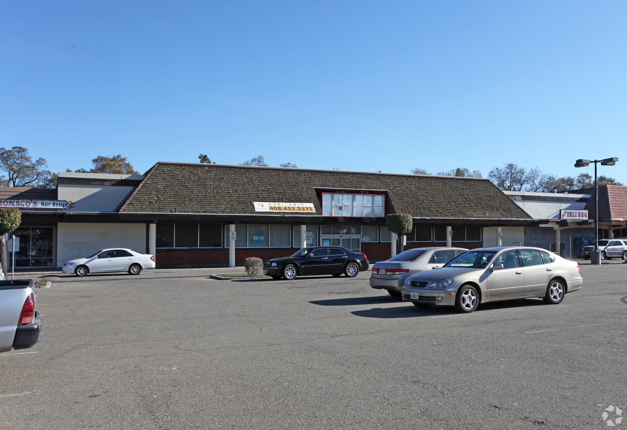 7932 N El Dorado St, Stockton, CA à vendre Photo principale– Image 1 sur 9