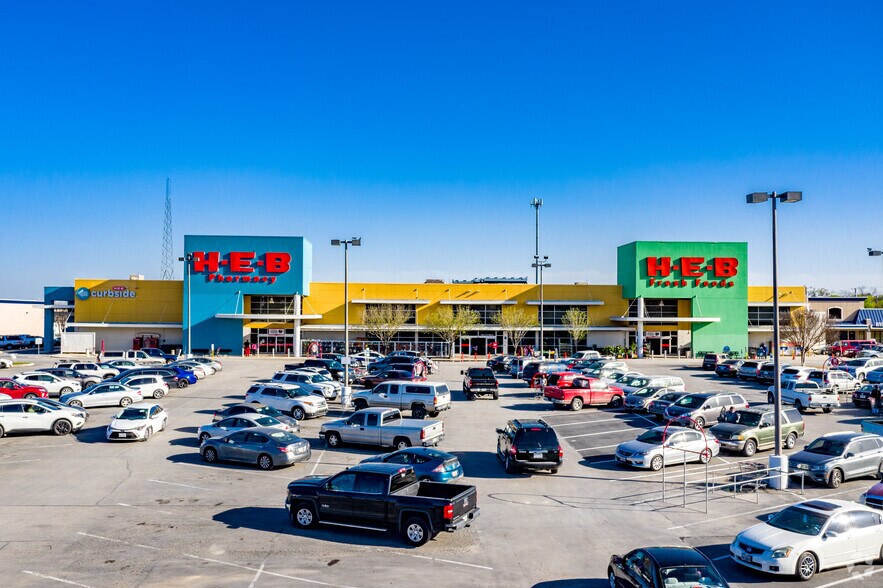 1500-1532 Austin Hwy, San Antonio, TX à louer - Photo de l’immeuble – Image 3 sur 8