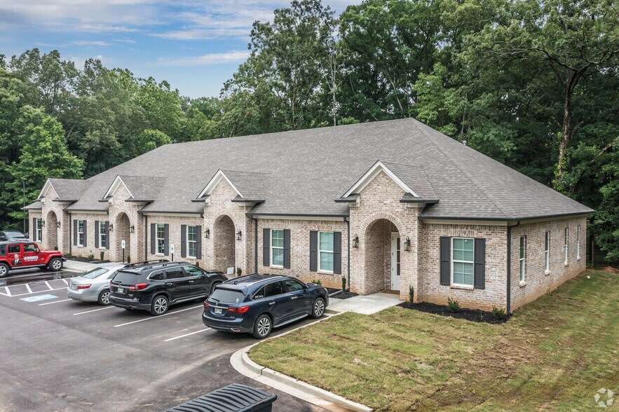 6952 Dogwood Manor N, Olive Branch, MS à louer - Photo de l’immeuble – Image 1 sur 5