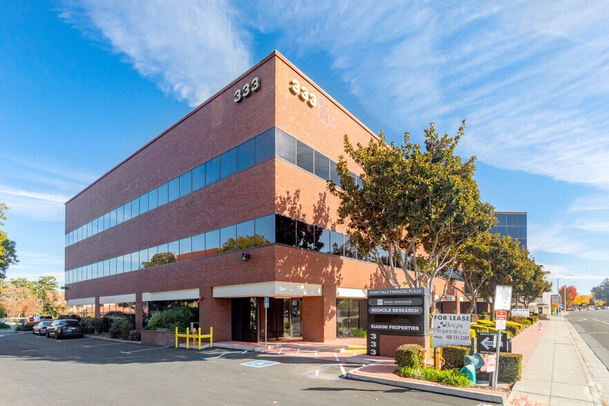 333 W El Camino Real, Sunnyvale, CA à louer - Photo principale – Image 1 sur 11