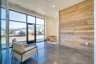 32 S 1800 W, Lindon, UT à louer Photo intérieure– Image 2 sur 46